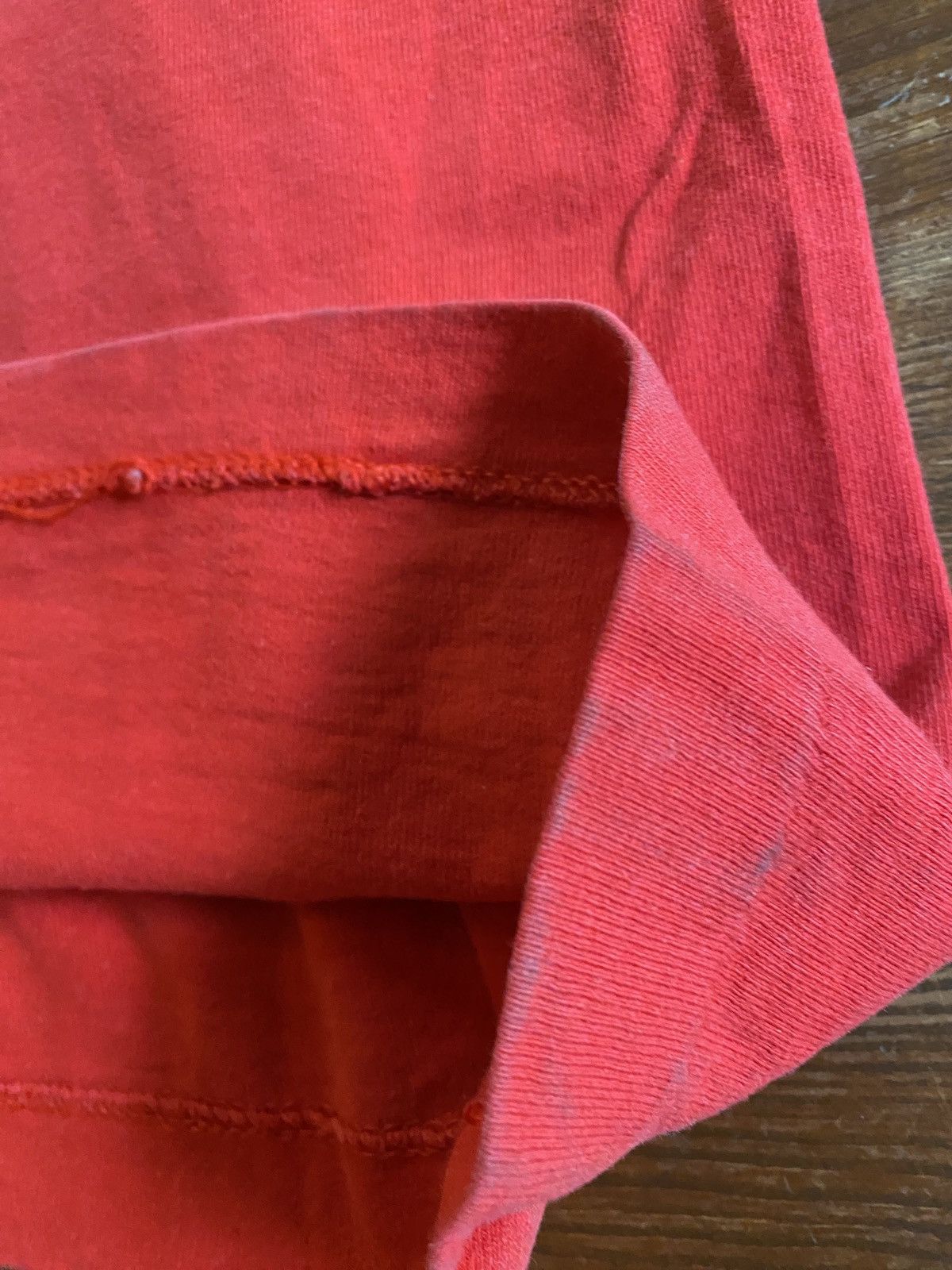 Vintage Vintage 90’s Niagara Falls Canada Single Stitch Red Tee Size US XL / EU 56 / 4 - 18 Thumbnail