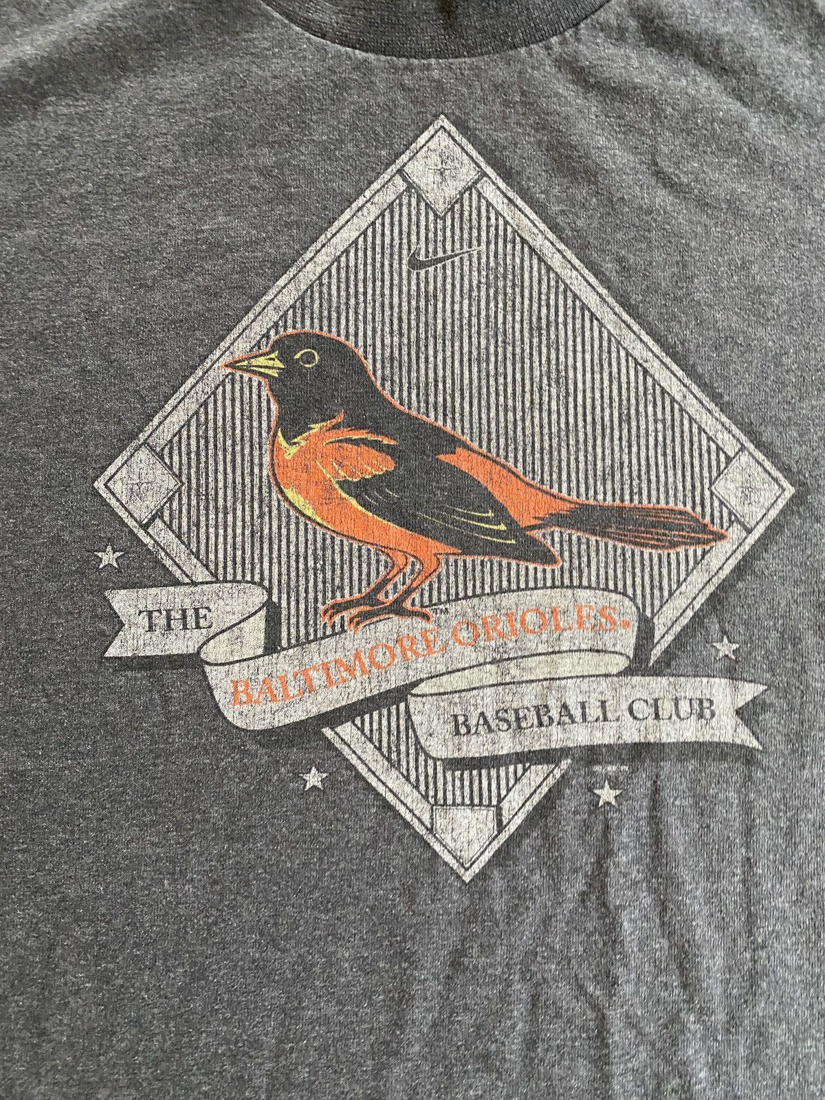 MLB Vintage Y2K’s Baltimore Orioles Nike Mini Center Swoosh Tee Size US M / EU 48-50 / 2 - 3 Thumbnail