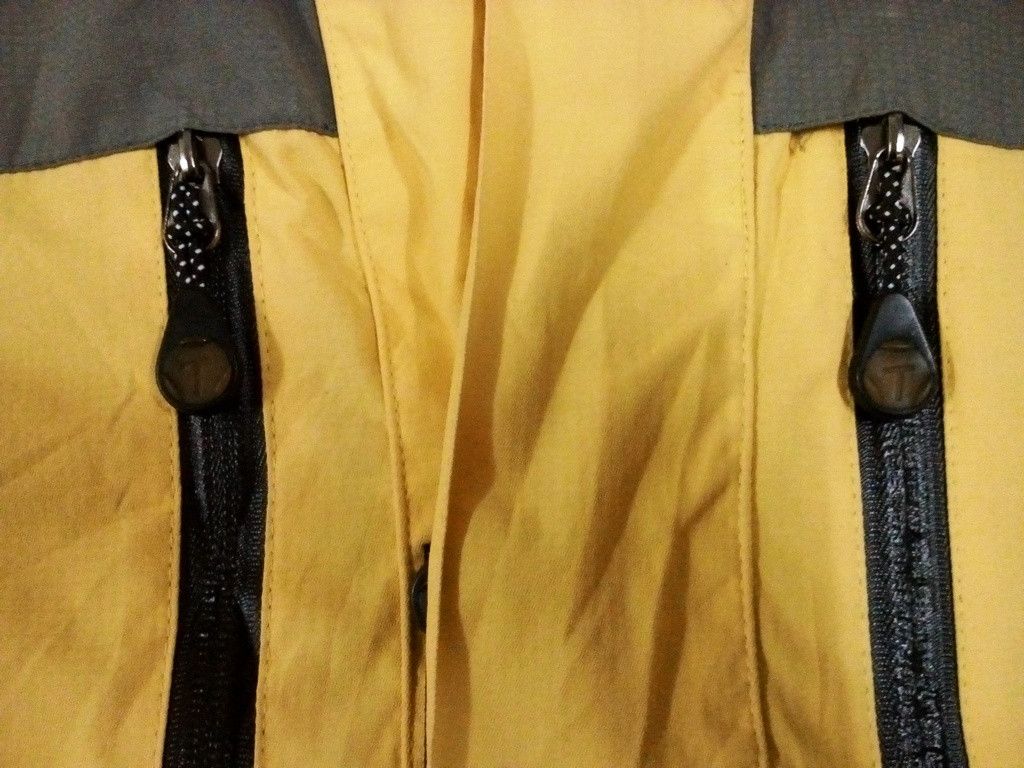 Columbia Vintage COLUMBIA TITANIUM OMNI TECH WINTER WATERPROOF Size US L / EU 52-54 / 3 - 3 Thumbnail