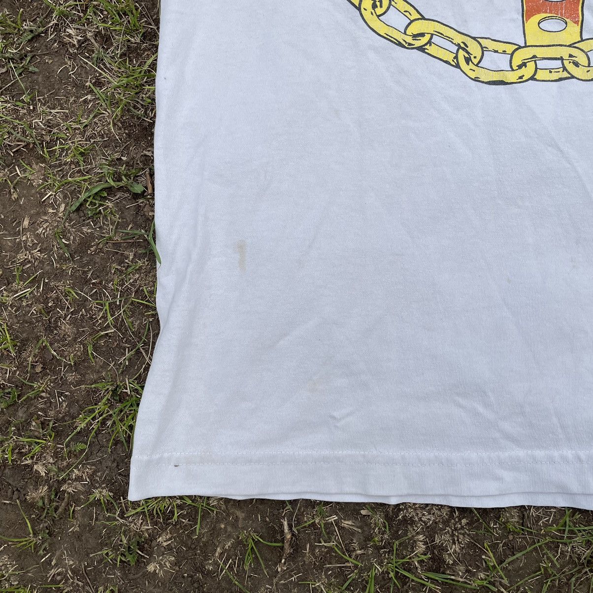 Vintage Vintage 90s Chain Steering Wheel Graphic Tee White Boxy L Size US L / EU 52-54 / 3 - 4 Thumbnail
