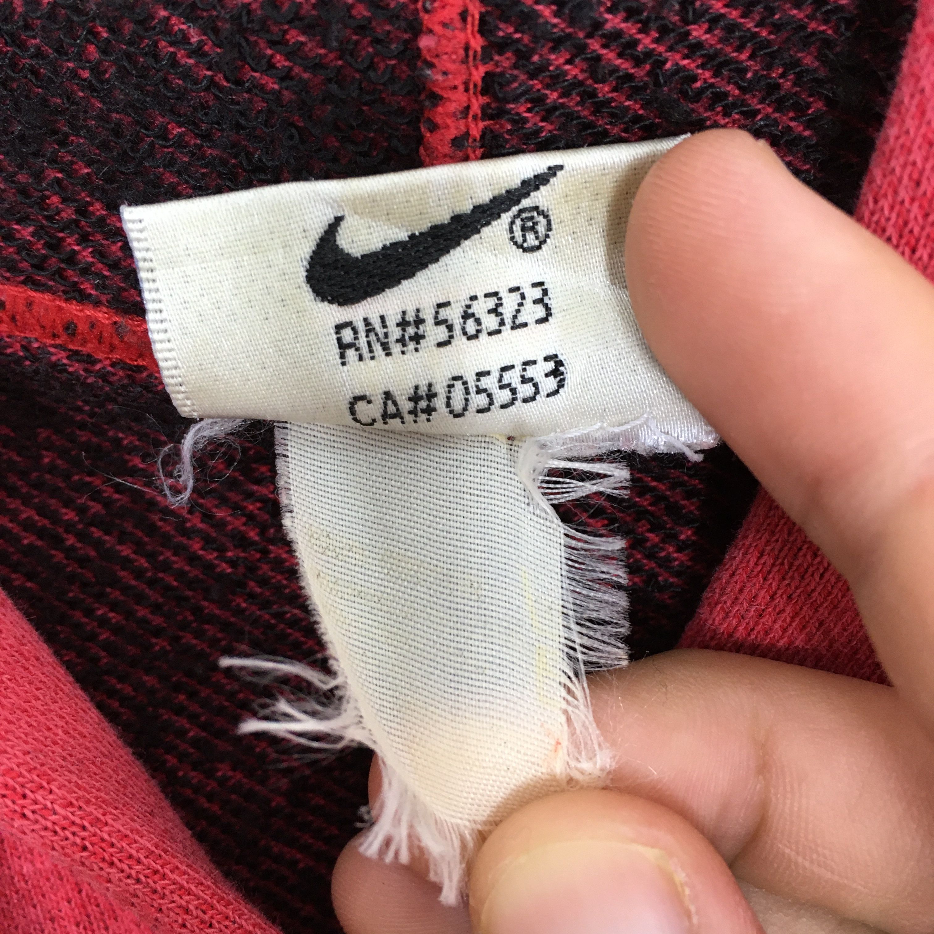 Nike Nike Swoosh Hoodie Sweatshirt Red Medium Size US M / EU 48-50 / 2 - 7 Thumbnail