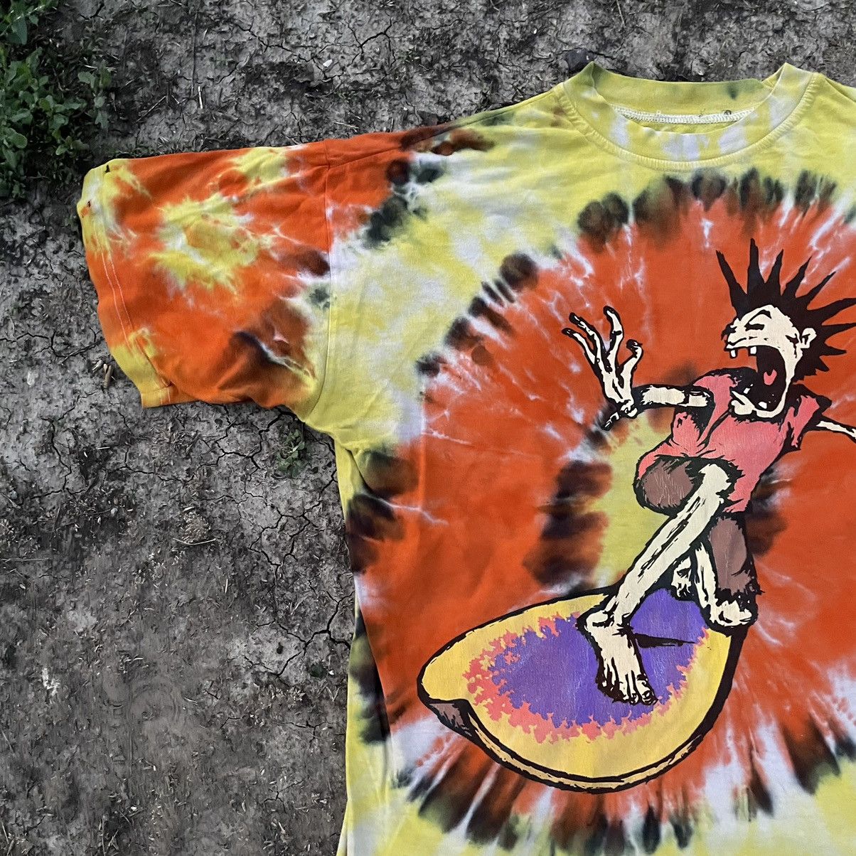 Vintage Vintage Y2K Tie Dye Graphic Tee Rave Streetwear Baggy XL Size US XL / EU 56 / 4 - 2 Thumbnail
