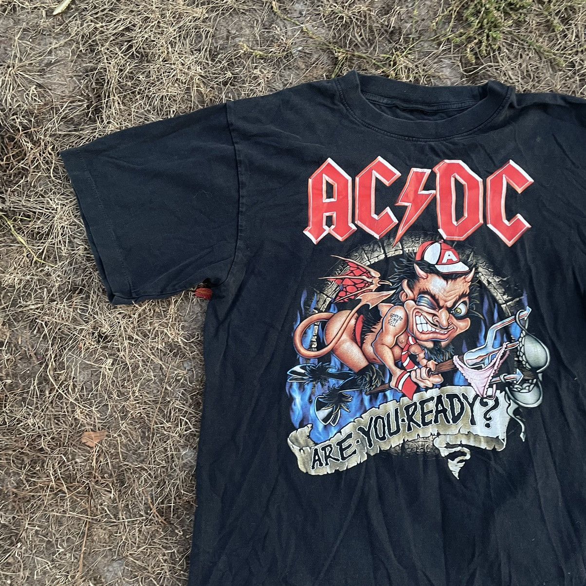 Vintage Vintage AC DC Band Tee Graphic Print Streetwear Grunge M Size US M / EU 48-50 / 2 - 3 Thumbnail
