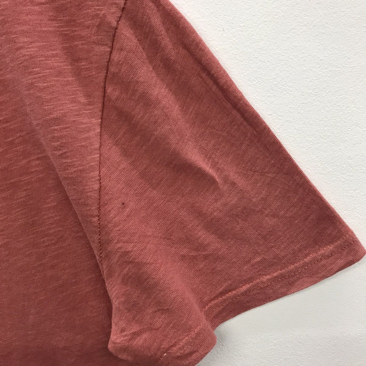 Burberry *Rare!! Burberry Small logo embroidery men tshirt Size US L / EU 52-54 / 3 - 5 Thumbnail