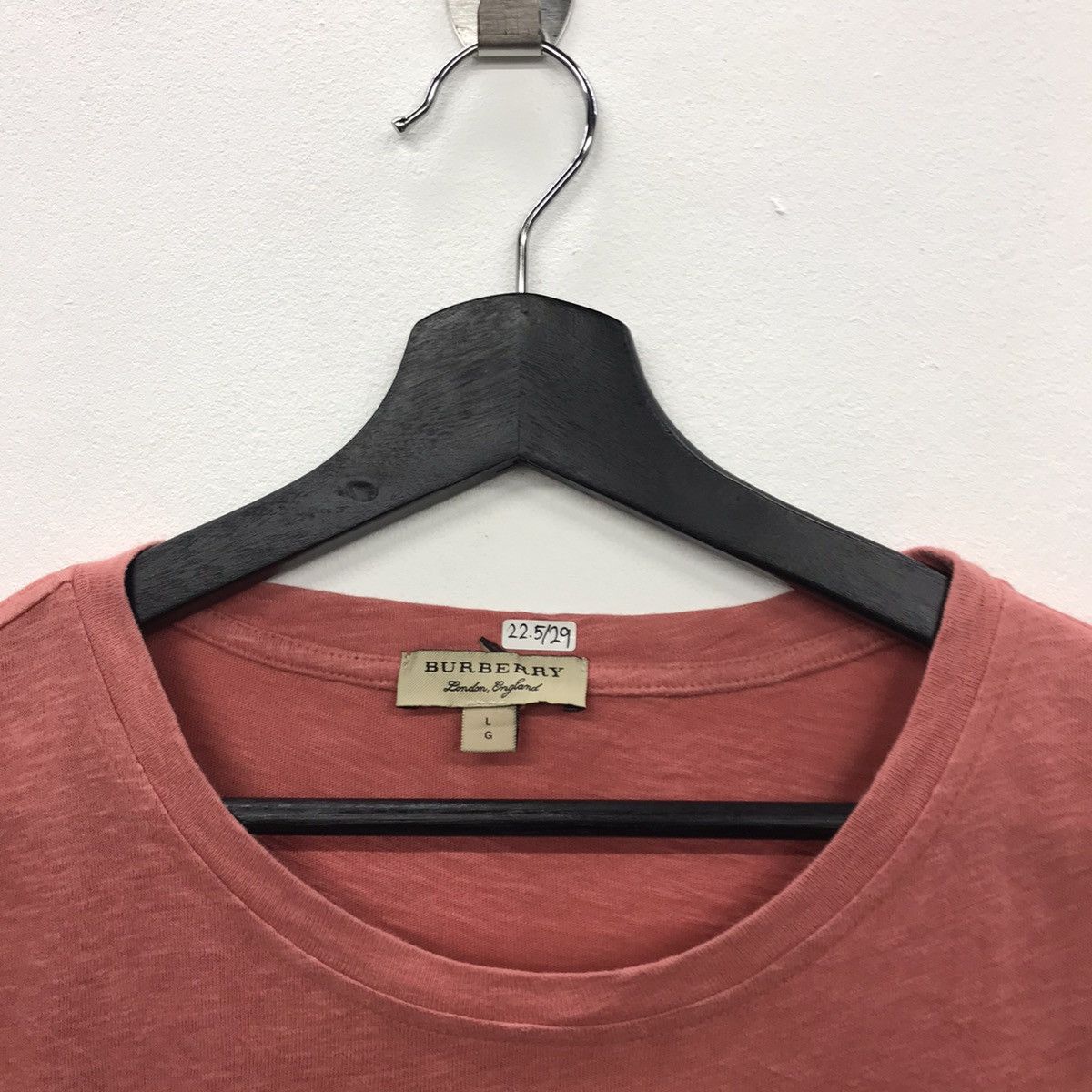 Burberry *Rare!! Burberry Small logo embroidery men tshirt Size US L / EU 52-54 / 3 - 3 Thumbnail