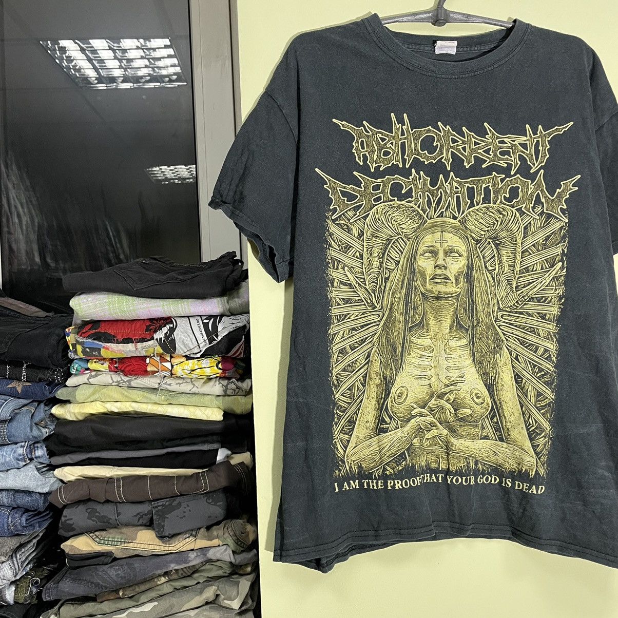 Vintage Vintage Y2K Graphic Tee Sun Faded Horror Punk Streetwear L Size US L / EU 52-54 / 3 - 3 Thumbnail