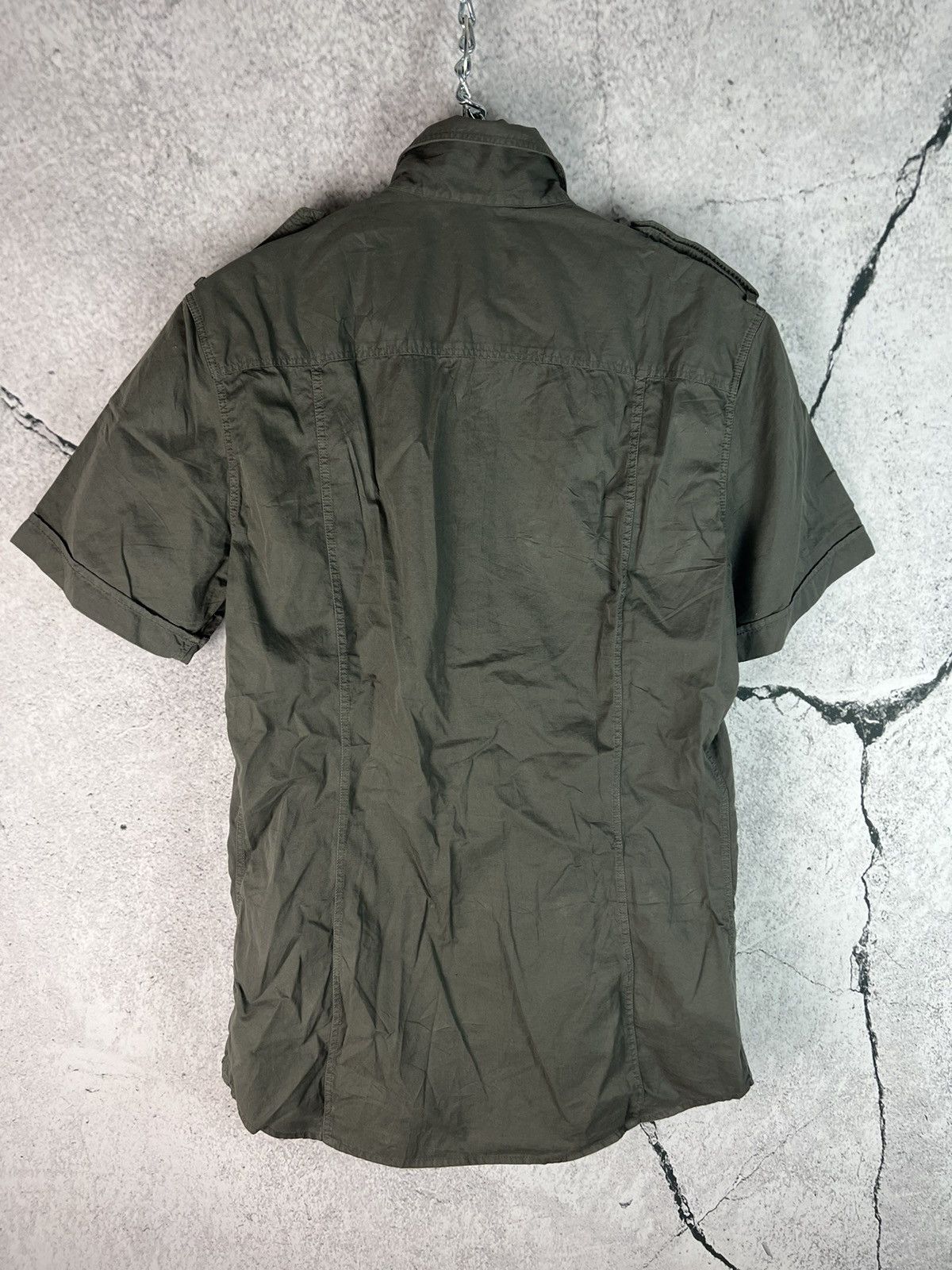 Prada Prada designer luxury button up shirt Size M / US 6-8 / IT 42-44 - 2 Thumbnail