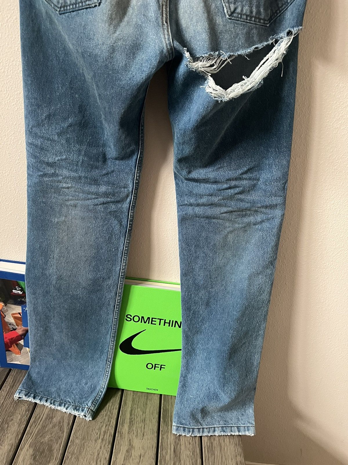 Balenciaga Balenciaga Distressed Blue Jeans Size US 30 / EU 46 - 8 Thumbnail