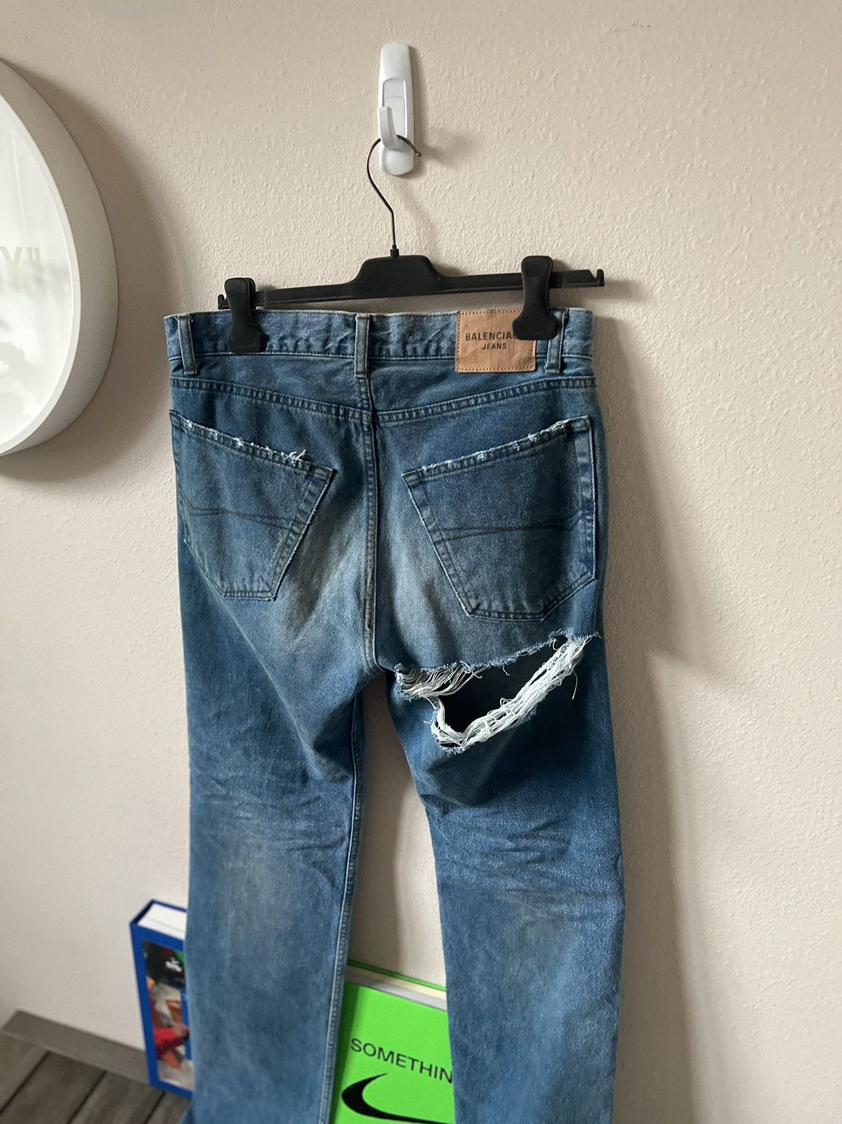 Balenciaga Balenciaga Distressed Blue Jeans Size US 30 / EU 46 - 7 Thumbnail