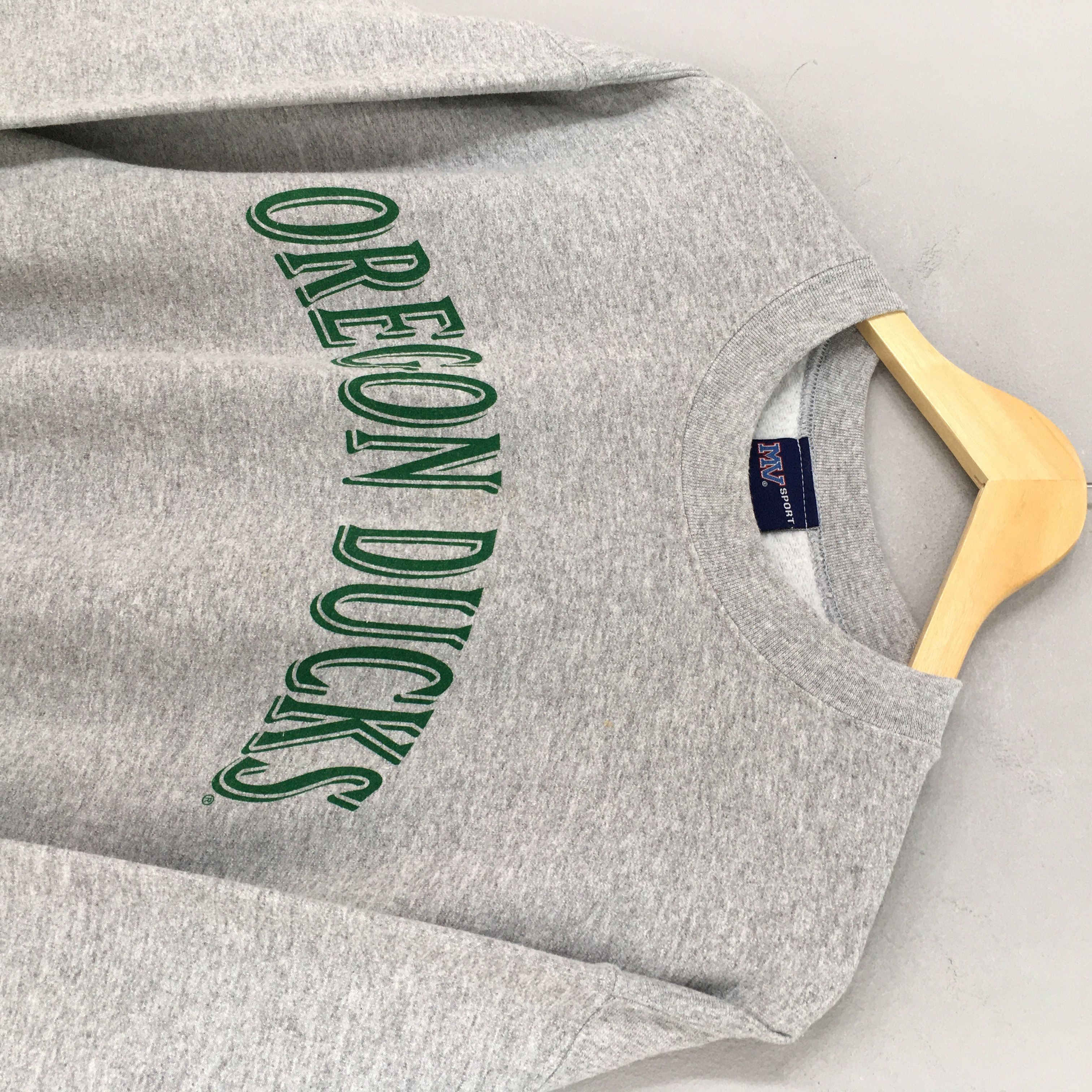 Dack's Vintage Oregon Ducks Ncaa Green Sweatshirt Medium Size US M / EU 48-50 / 2 - 3 Thumbnail