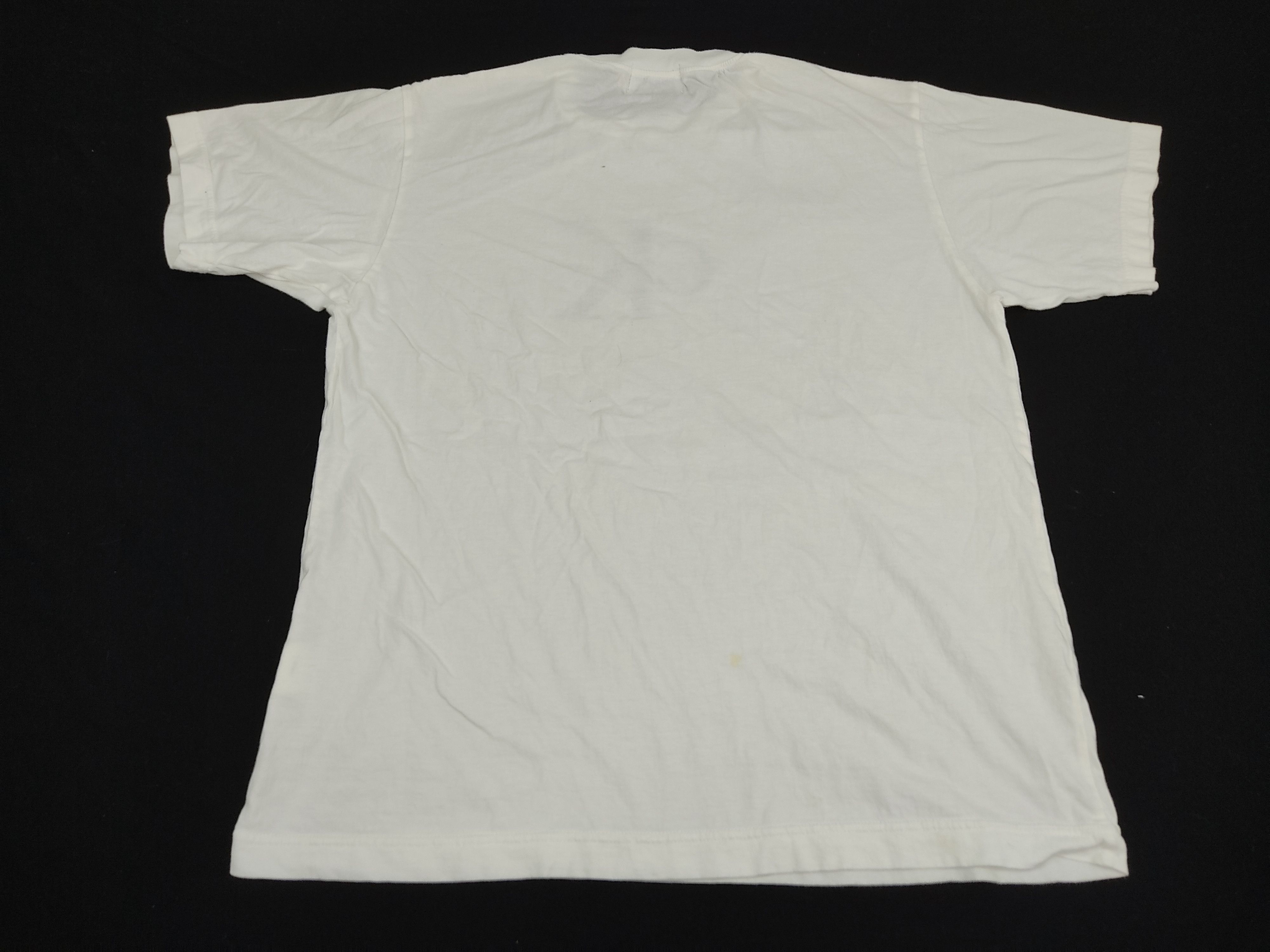 Calvin Klein Calvin Klein Jeans Big Logo Spell Out Nice Design Tee Size M / US 6-8 / IT 42-44 - 3 Thumbnail