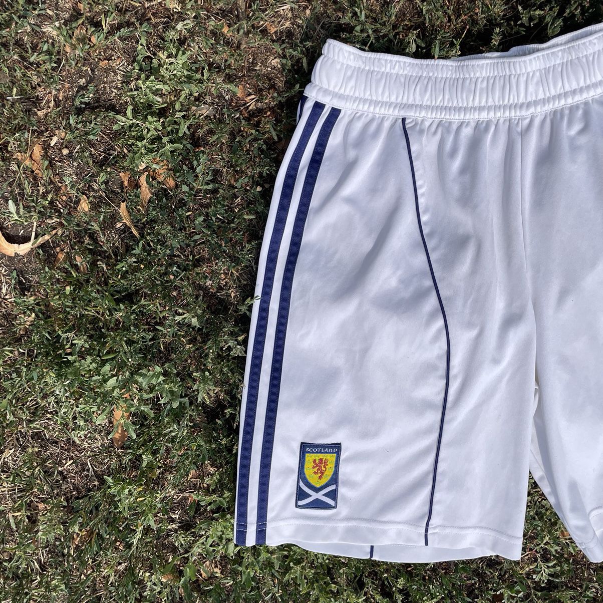 Vintage Vintage 90s Adidas Stripes Shorts Streetwear Skate Baggy 30 Size US 30 / EU 46 - 2 Thumbnail