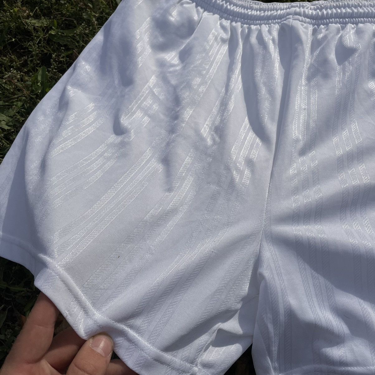 Vintage Vintage 90s Adidas Striped Shorts Baggy Fit White Drip 34 Size US 34 / EU 50 - 5 Thumbnail