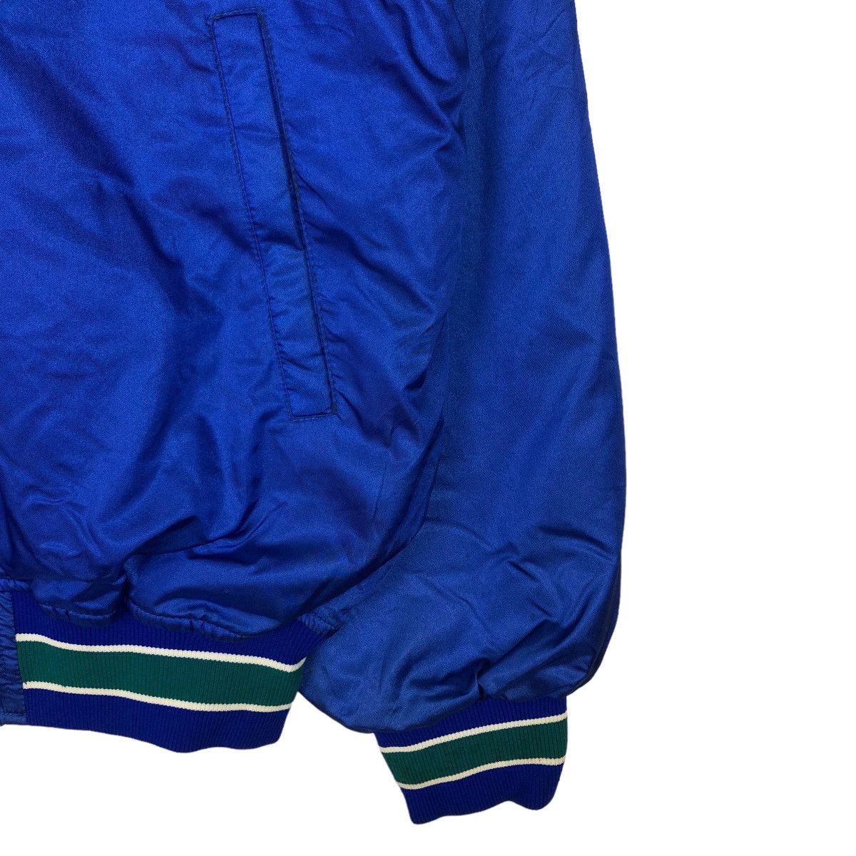 Japanese Brand VINTAGE BOMBER JACKET SATIN BIG LOGO Size US M / EU 48-50 / 2 - 4 Thumbnail