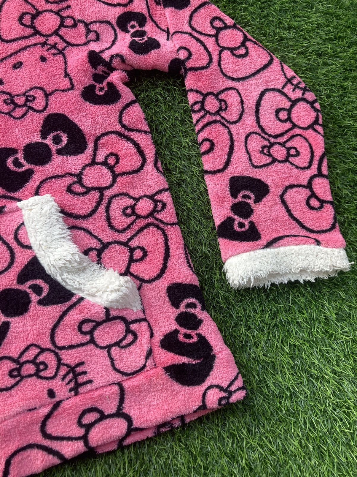 Japanese Brand HELLO KITTY FLEECE FULLPRINT ZIPPER HOODIE Size M / US 6-8 / IT 42-44 - 5 Thumbnail