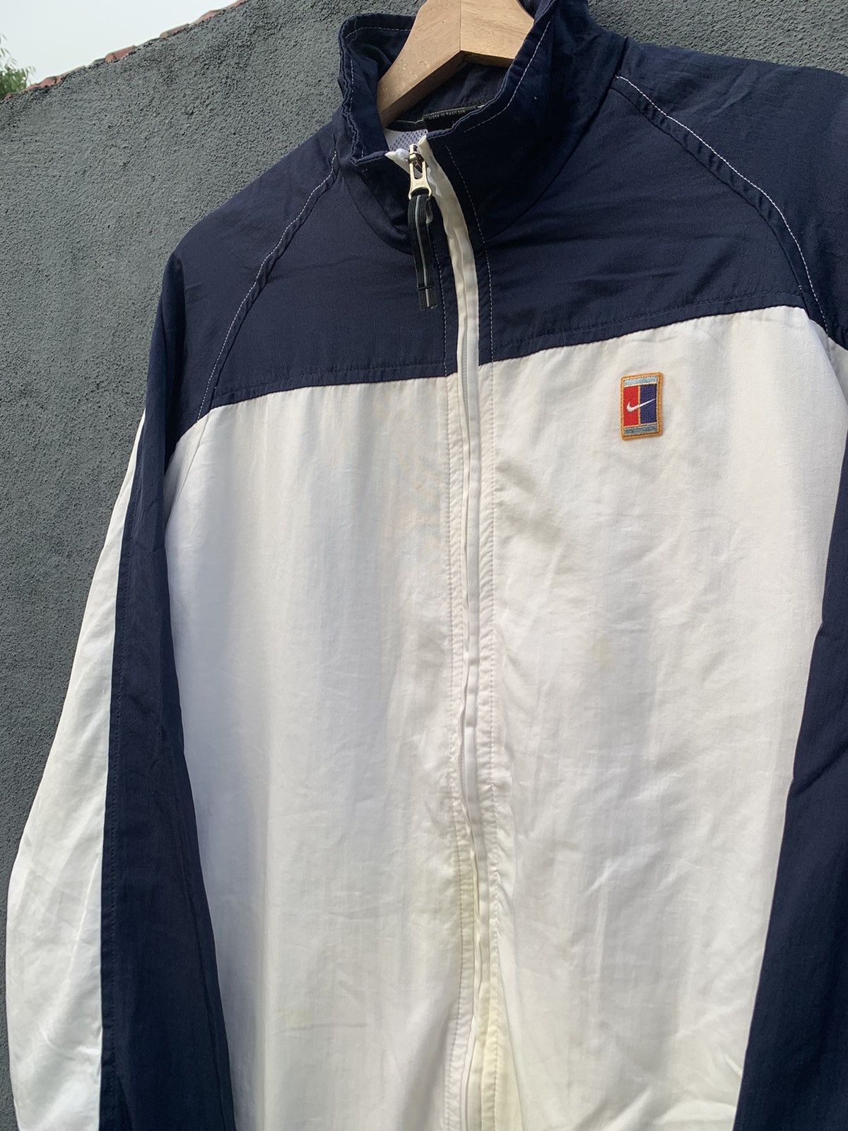 Nike THRASHED Nike Court 1998 Garçons Tennis Team Size US L / EU 52-54 / 3 - 5 Thumbnail