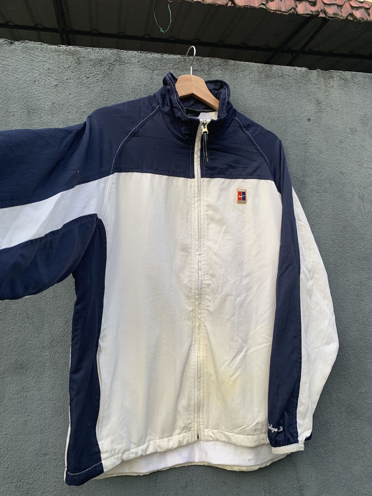 Nike THRASHED Nike Court 1998 Garçons Tennis Team Size US L / EU 52-54 / 3 - 12 Thumbnail