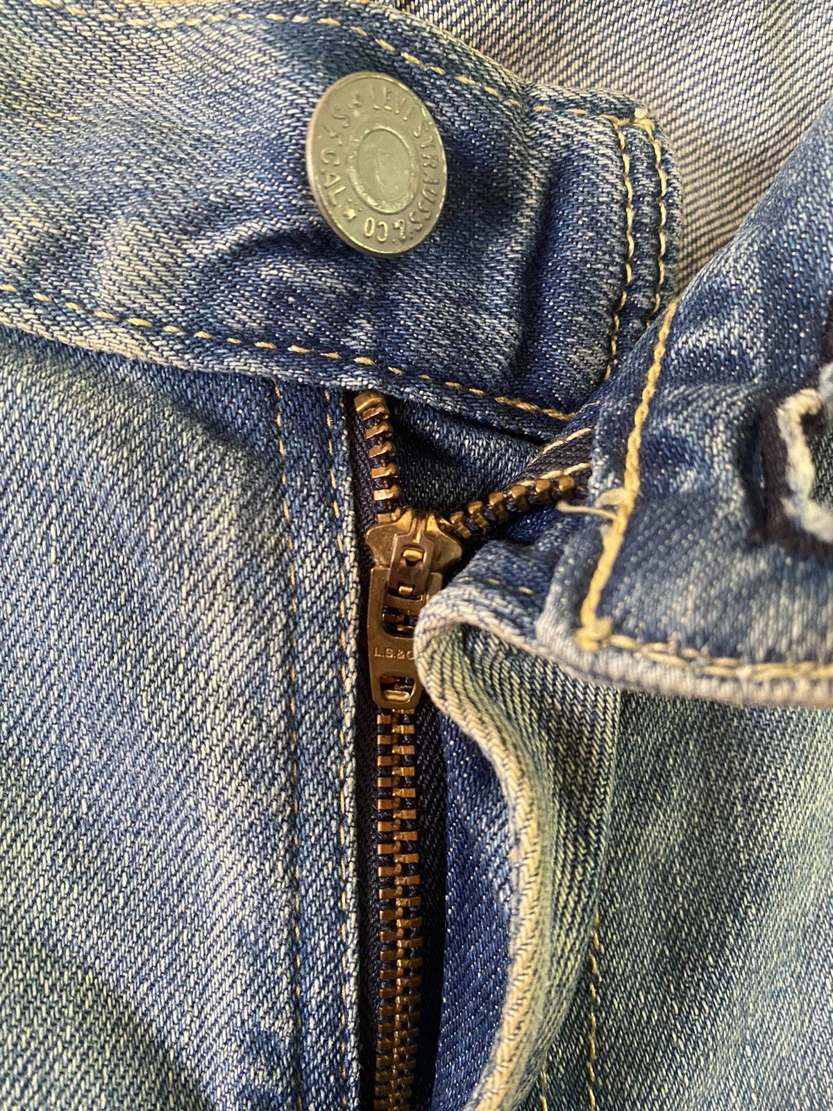 Levi's × Vintage Vintage Levi’s 541 Jeans Size US 34 / EU 50 - 10 Thumbnail