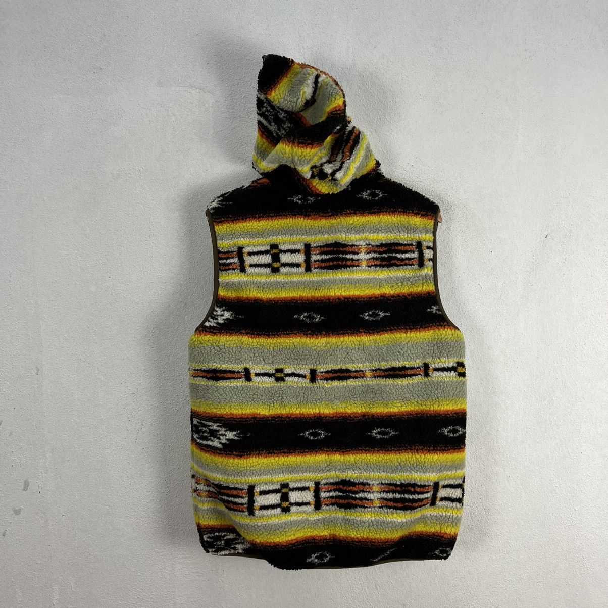 Japanese Brand VINTAGE REVERSIBLE TANK TOP BILLABONG JAPAN NAVAJO DESIGN Size US M / EU 48-50 / 2 - 8 Thumbnail