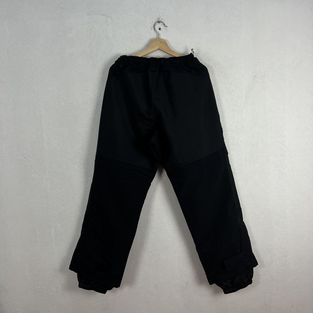 Japanese Brand VINTAGE COLUMBIA SKI PANTS ICONIC ULTIMATE BLACK COLOUR Size US 28 / EU 44 - 5 Thumbnail
