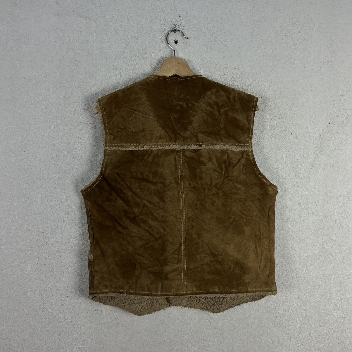 Genuine Leather VINTAGE TANK TOP SLEEVELESS GENUINE LEATHER MADE IN USA Size US M / EU 48-50 / 2 - 5 Thumbnail