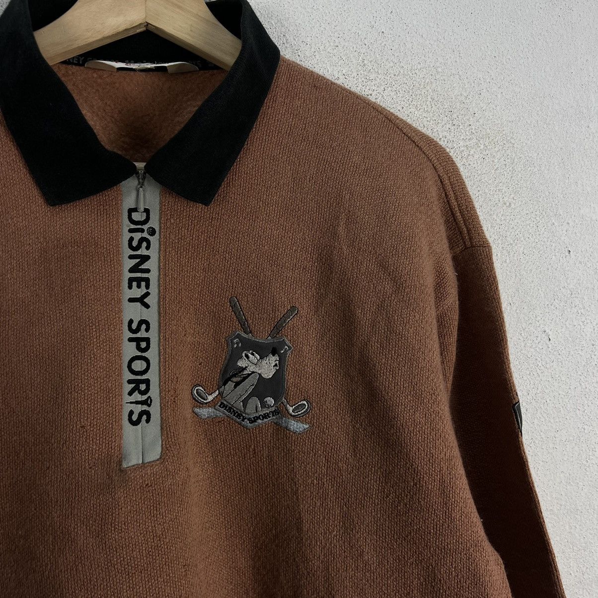 Cartoon Network VINTAGE DISNEY SPORTS SWEATSHIRT COLLAR BIG LOGO Size US M / EU 48-50 / 2 - 2 Thumbnail