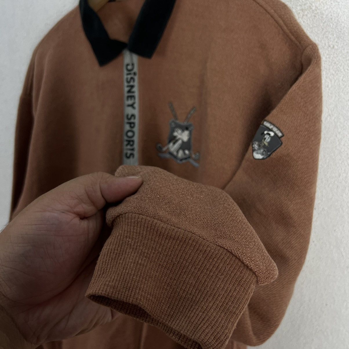 Cartoon Network VINTAGE DISNEY SPORTS SWEATSHIRT COLLAR BIG LOGO Size US M / EU 48-50 / 2 - 4 Thumbnail