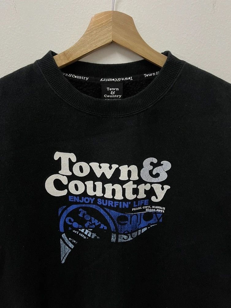 Japanese Brand × Vintage Town & Country Surf Style Hawaiian Crewneck Sweatshirt Size US M / EU 48-50 / 2 - 3 Thumbnail