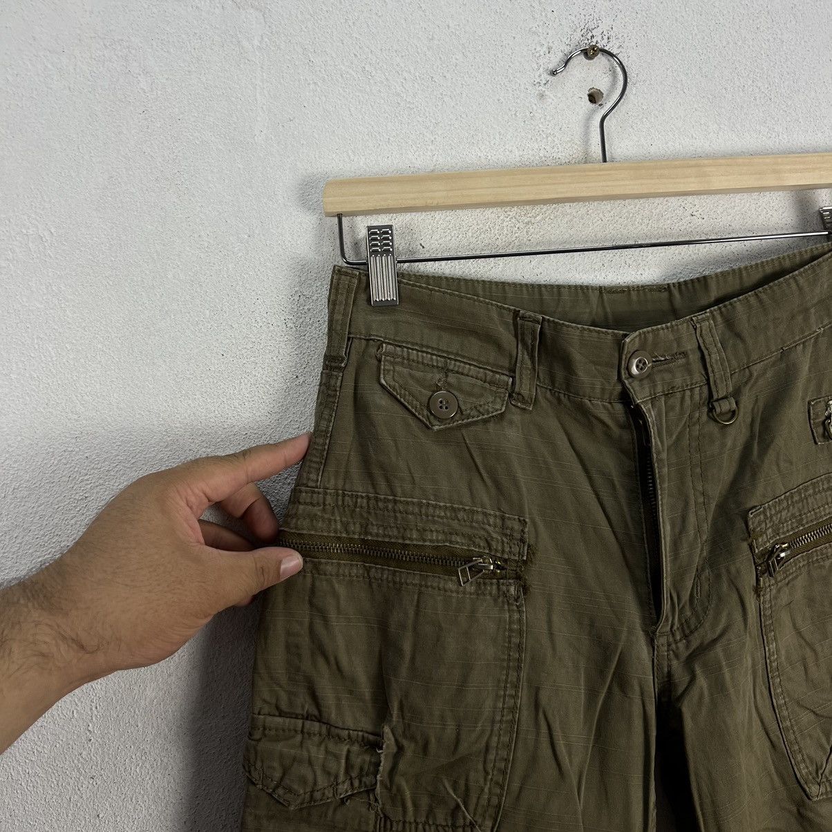 Hysteric Glamour VINTAGE CARGO MULTI POCKET PANTS PARACHUTE BIKER DESIGN Size US 30 / EU 46 - 6 Thumbnail