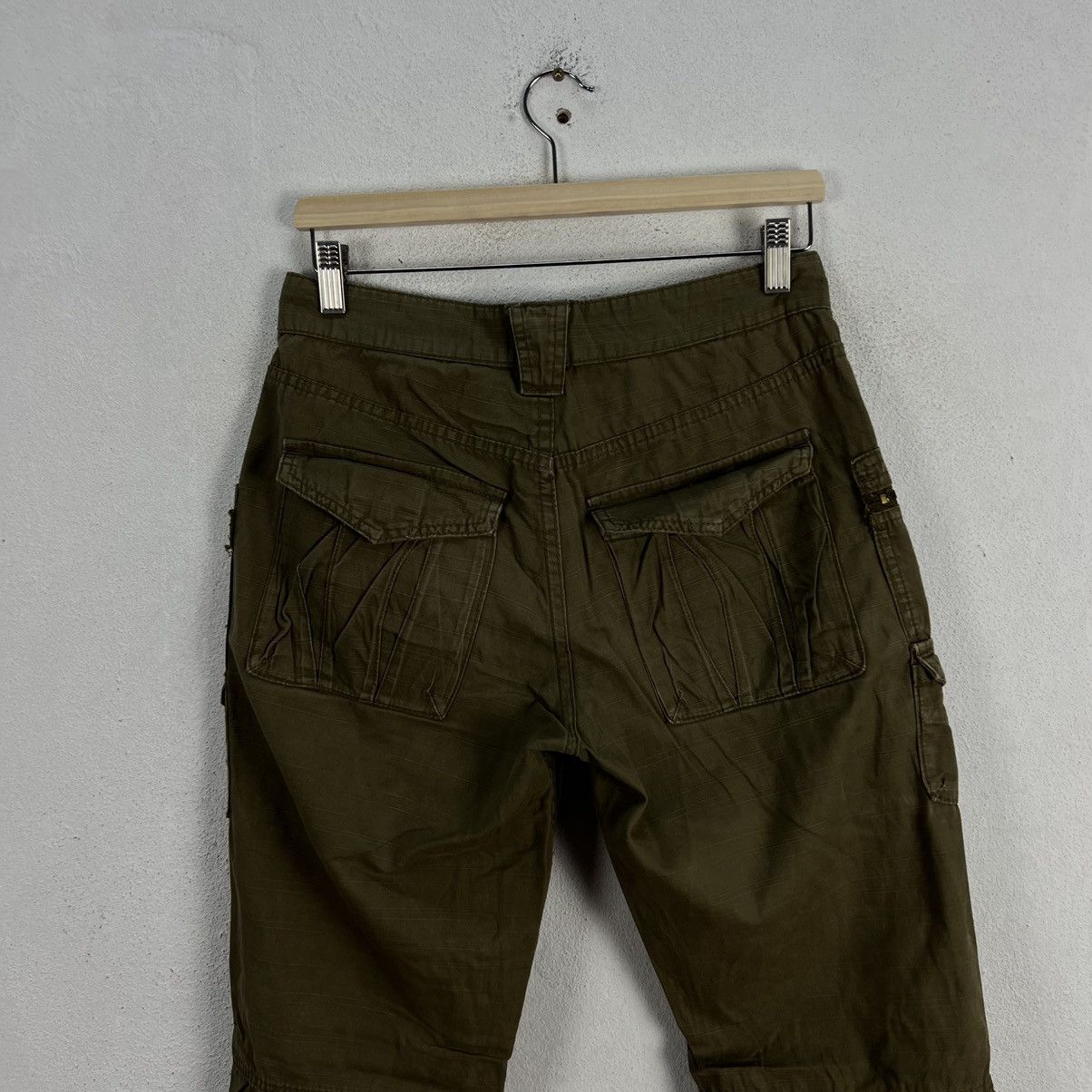 Hysteric Glamour VINTAGE CARGO MULTI POCKET PANTS PARACHUTE BIKER DESIGN Size US 30 / EU 46 - 9 Thumbnail