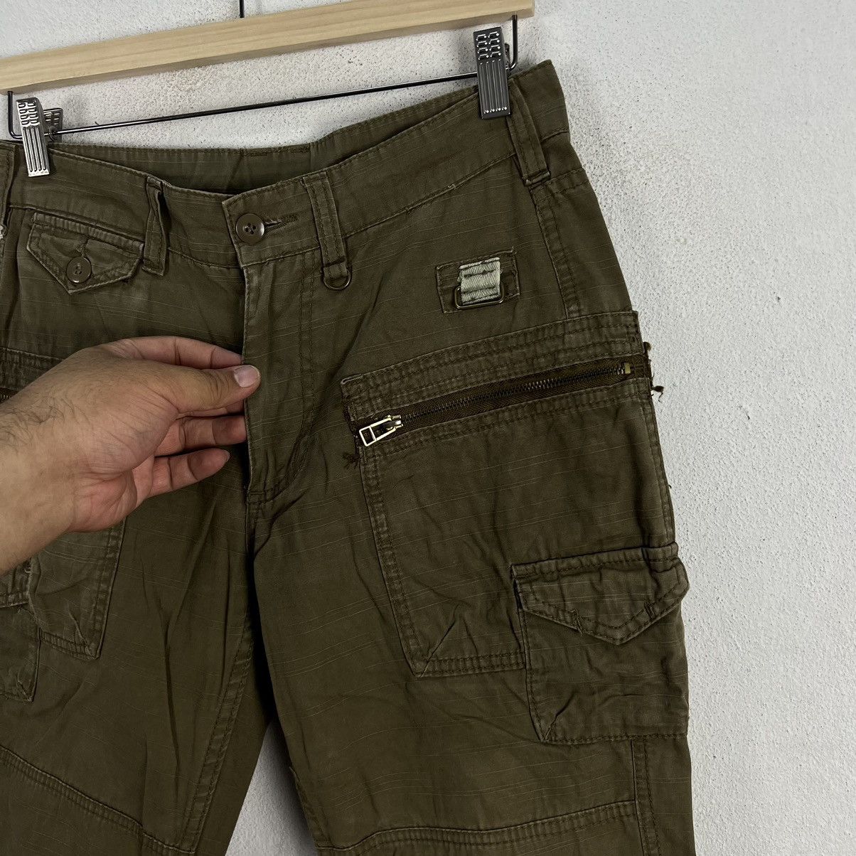 Hysteric Glamour VINTAGE CARGO MULTI POCKET PANTS PARACHUTE BIKER DESIGN Size US 30 / EU 46 - 5 Thumbnail