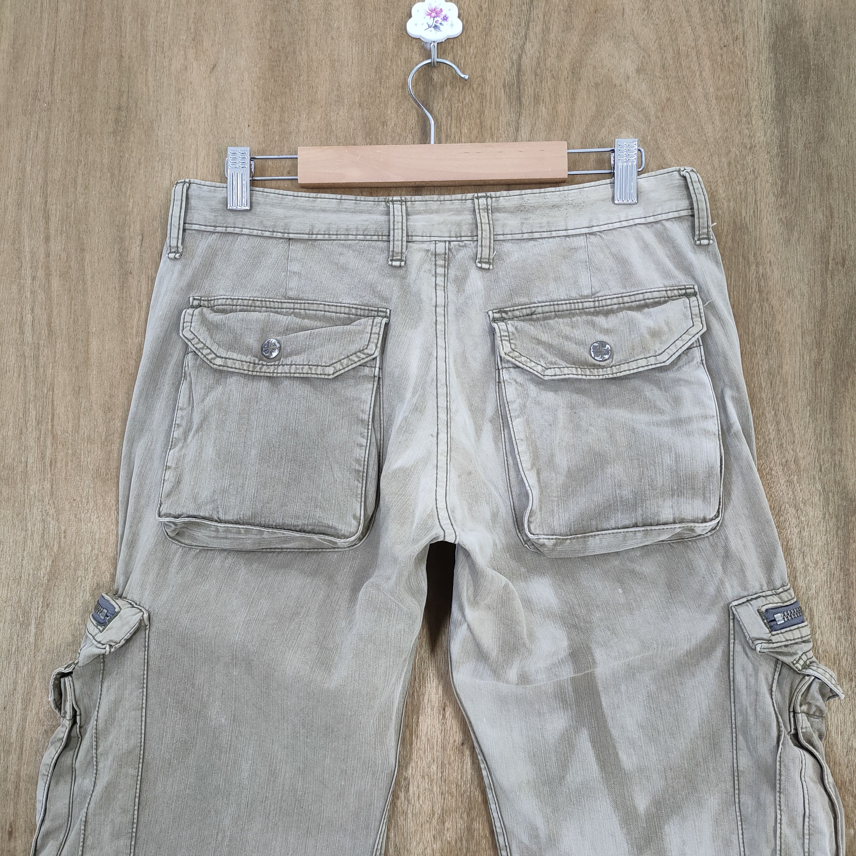 Japanese Brand VINTAGE JAPANESE FADED FLARE CARGO PANTS Size US 30 / EU 46 - 8 Thumbnail