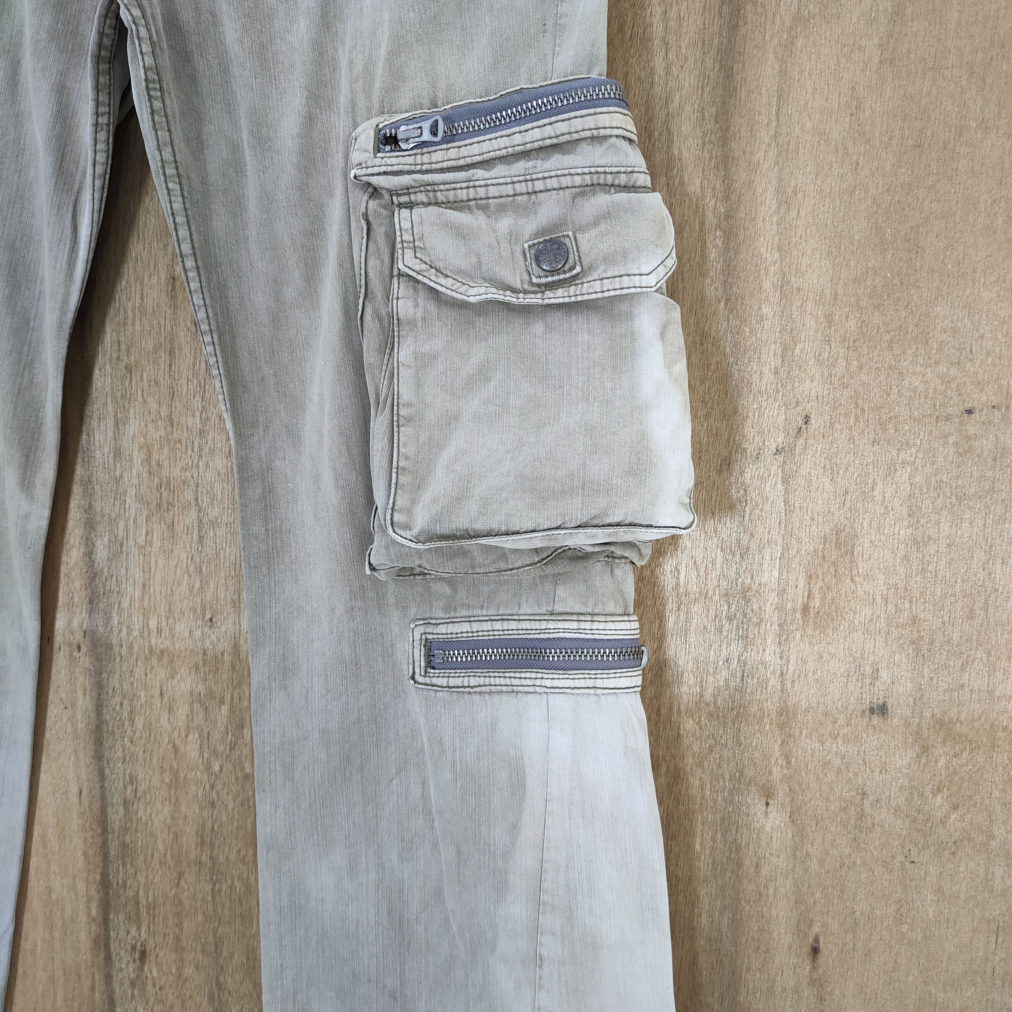 Japanese Brand VINTAGE JAPANESE FADED FLARE CARGO PANTS Size US 30 / EU 46 - 6 Thumbnail