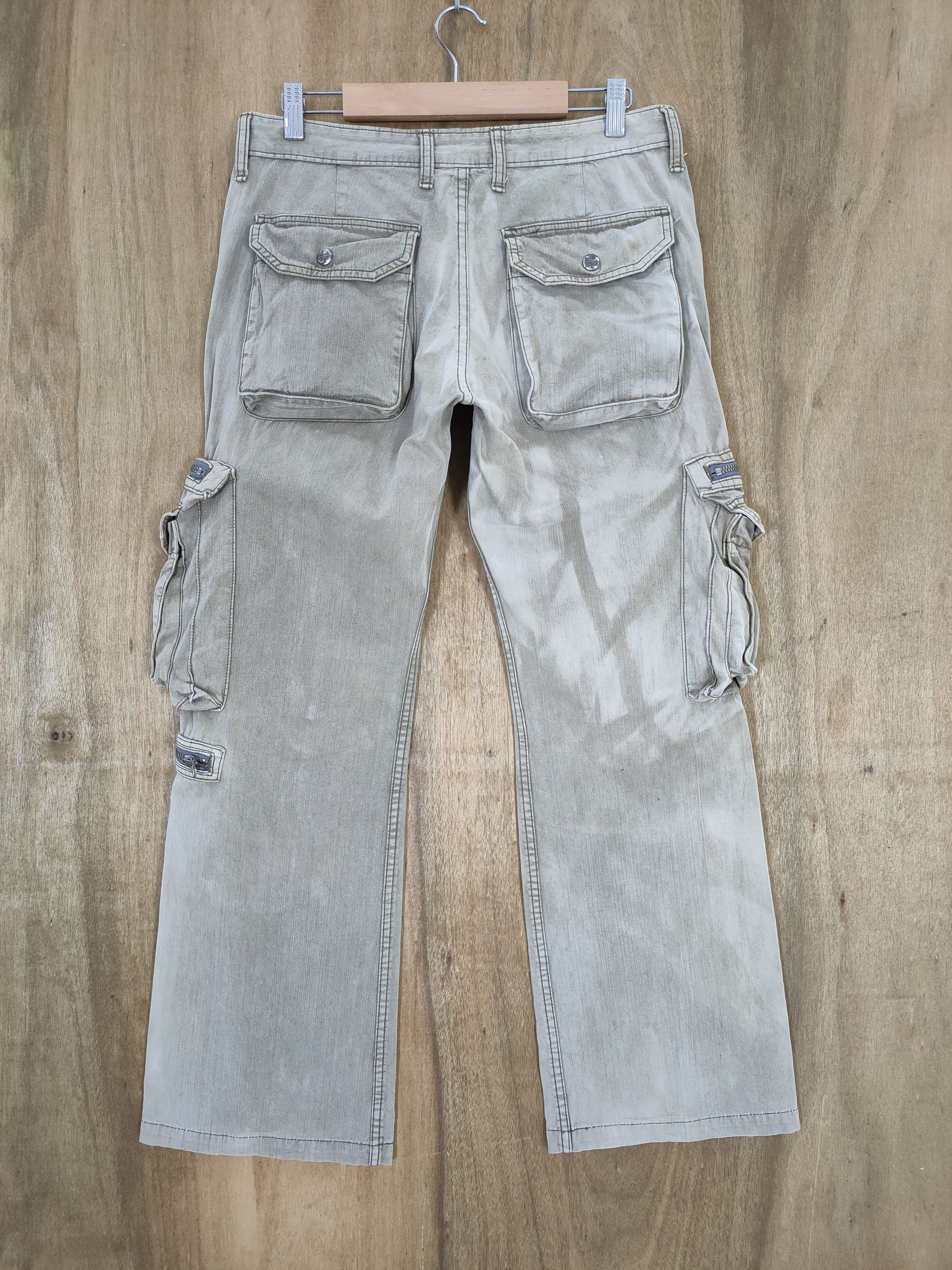 Japanese Brand VINTAGE JAPANESE FADED FLARE CARGO PANTS Size US 30 / EU 46 - 7 Thumbnail