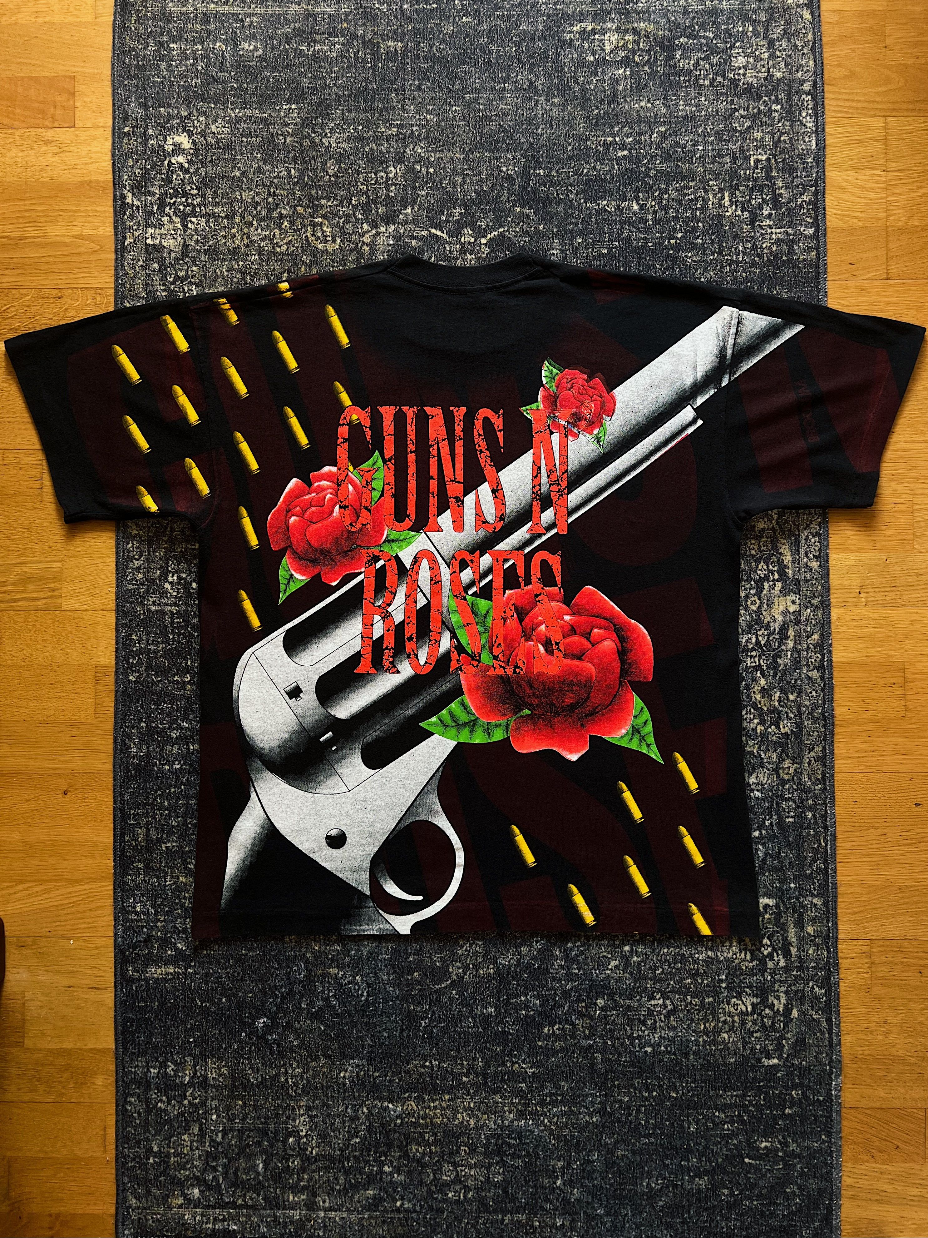 Band Tees × Guns N' Roses × Vintage 90s Vintage 1993 Guns N Roses All Over Print Rock T-Shirt Size US XL / EU 56 / 4 - 11 Thumbnail