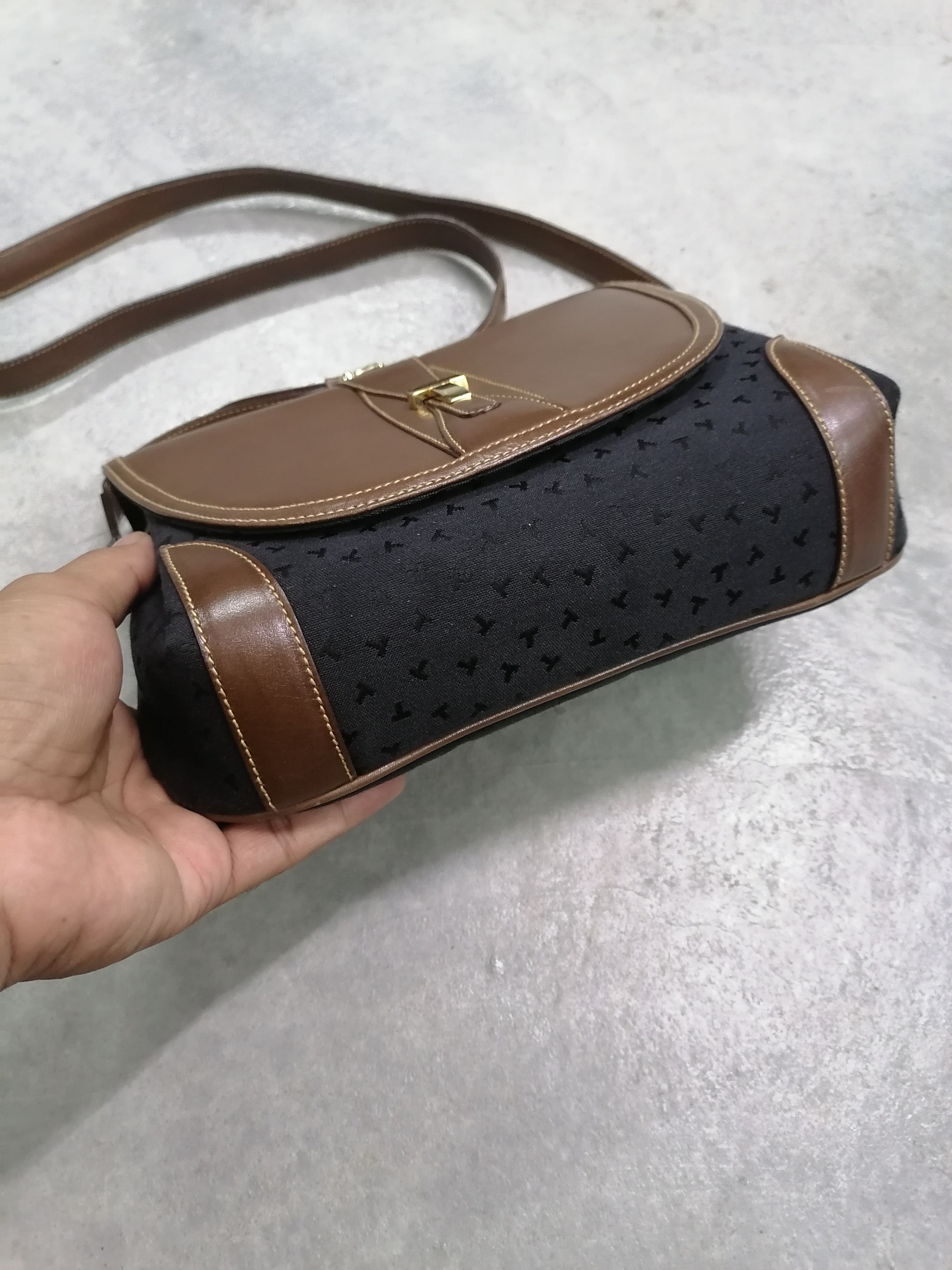 Tiffany & Co. Vintage Tiffany & Co Monogram T Logo Sling Bag Size ONE SIZE - 8 Thumbnail