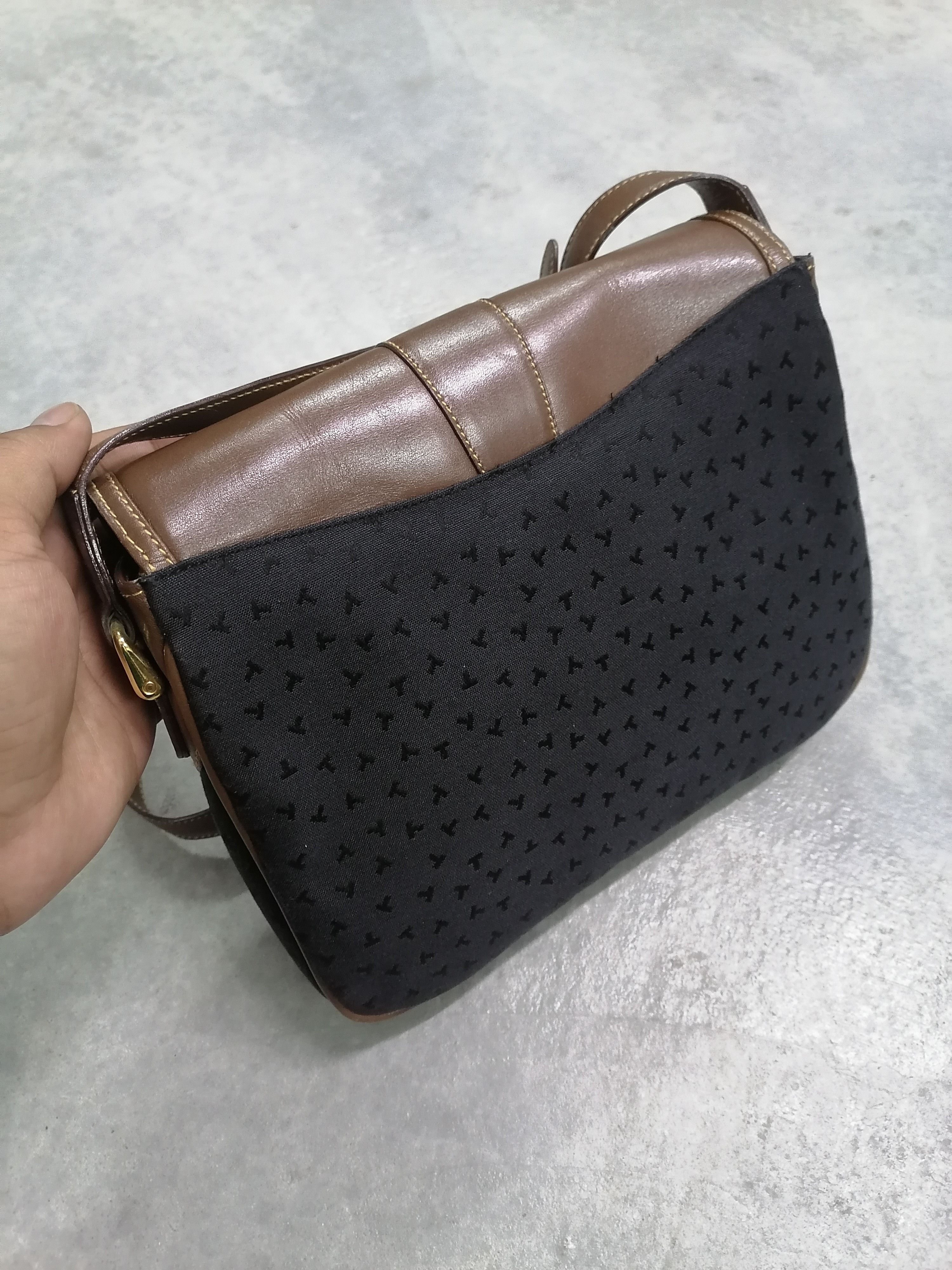 Tiffany & Co. Vintage Tiffany & Co Monogram T Logo Sling Bag Size ONE SIZE - 7 Thumbnail
