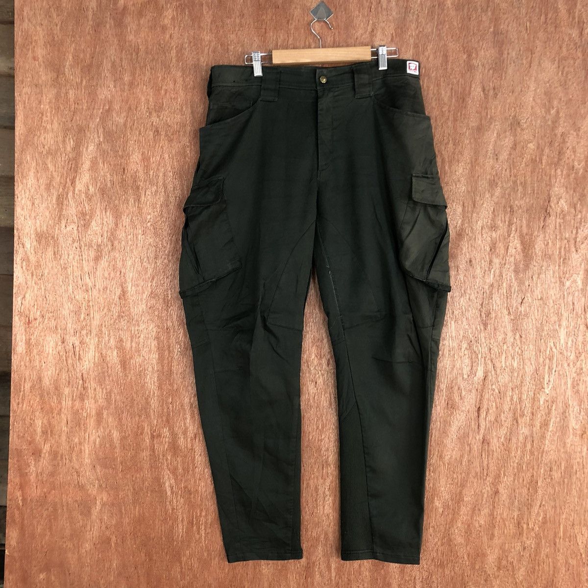 image of Vintage Bull Bros Grey Multipocket Cargo Pants C901 in Dark Grey, Men's (Size 32)