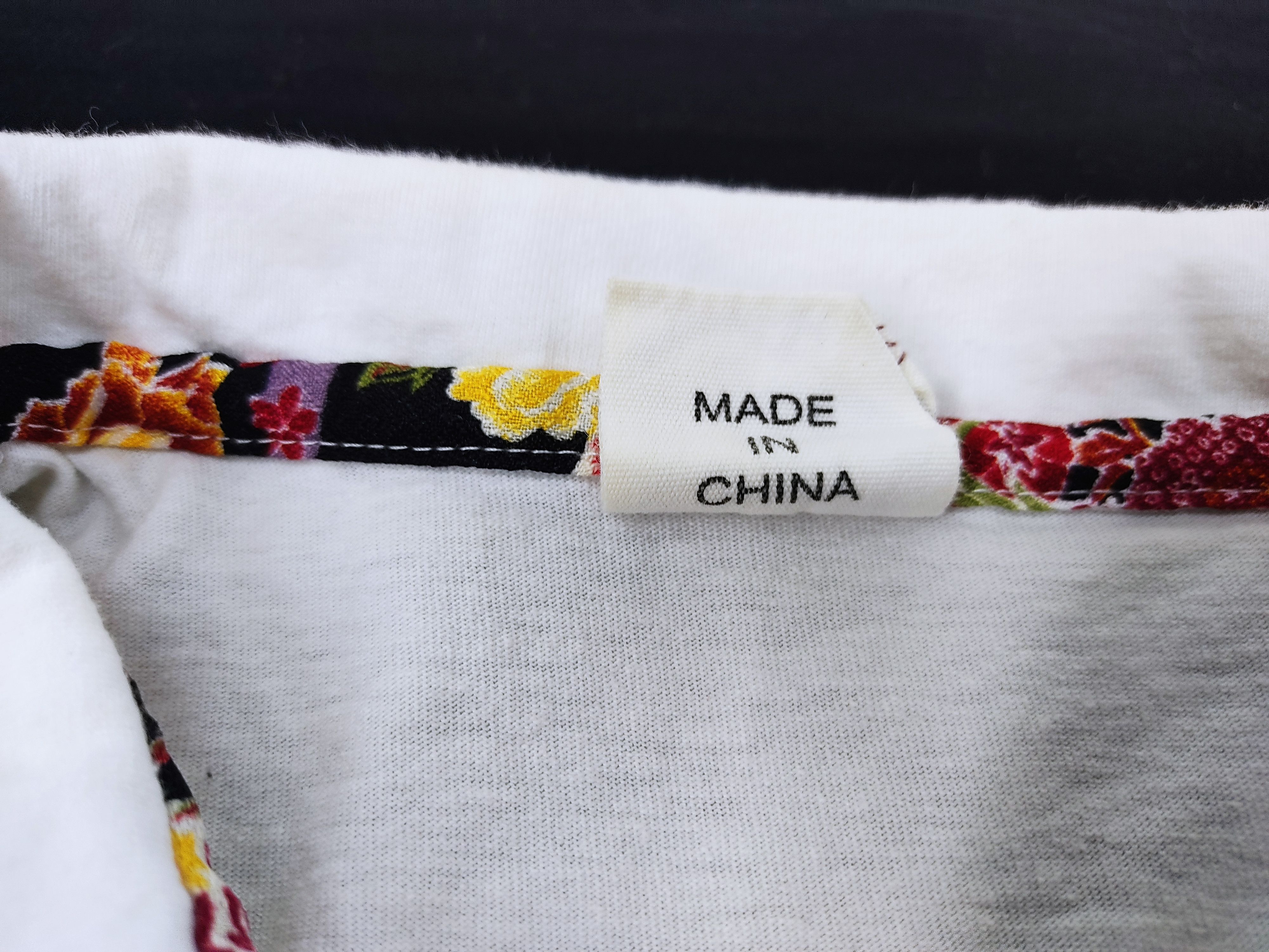Japanese Brand Japanese Art Tattoo Sexy Girl Breakout Freedom Party Tee Size S / US 4 / IT 40 - 12 Thumbnail