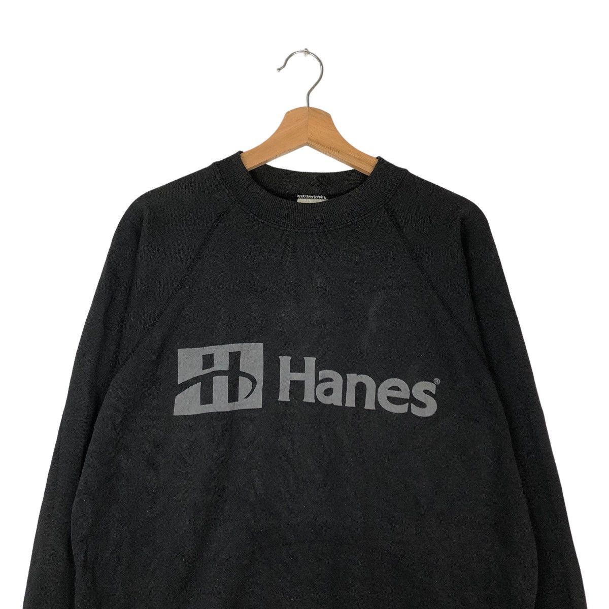 Japanese Brand VINTAGE ACTIVEWEAR SWEATSHIRT HANES BIG LOGO SPELL OUT USA Size US L / EU 52-54 / 3 - 2 Thumbnail