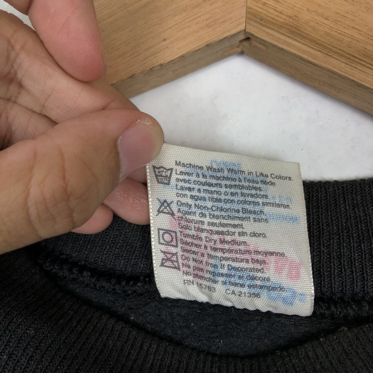 Japanese Brand VINTAGE ACTIVEWEAR SWEATSHIRT HANES BIG LOGO SPELL OUT USA Size US L / EU 52-54 / 3 - 10 Thumbnail