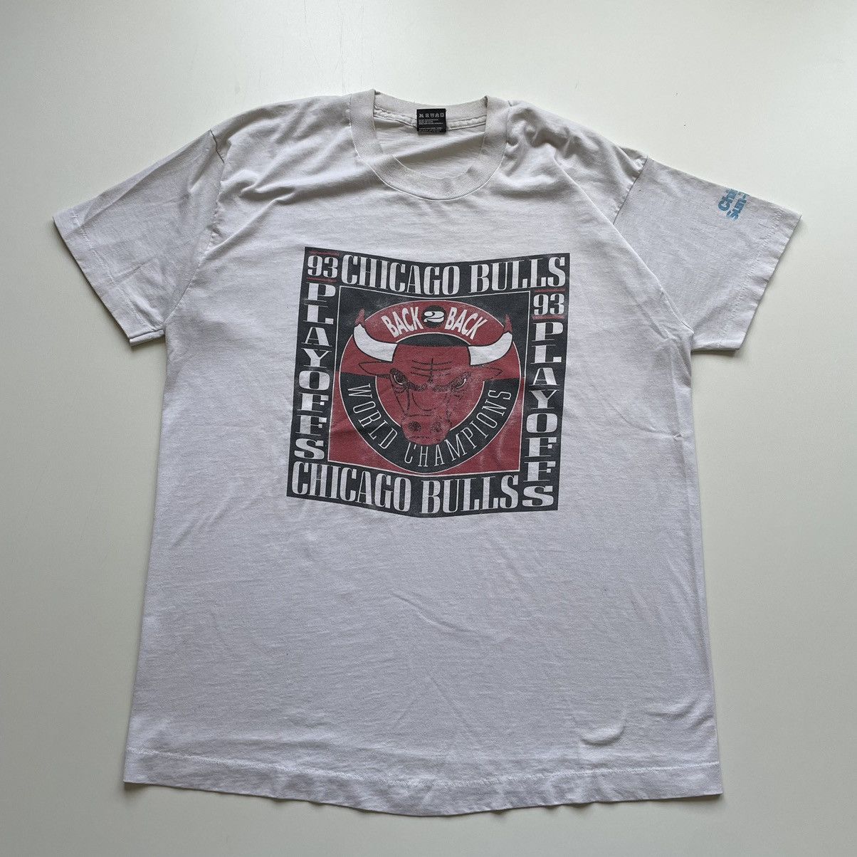 NBA × Vintage Vintage 1990s Chicago Bulls NBA Graphic T Shirt Mens XL Rare Size US XL / EU 56 / 4 - 1 Thumbnail