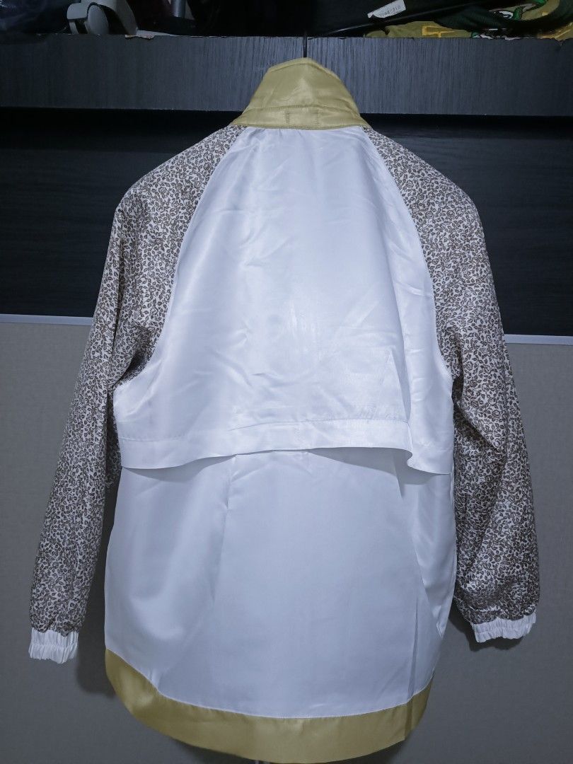 Japanese Brand × Vintage Vintage yonex gold floral windbreaker Size US S / EU 44-46 / 1 - 4 Thumbnail