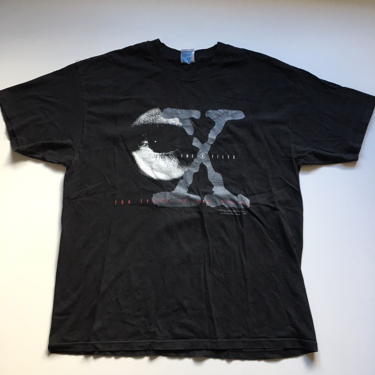 Vintage Vintage 90s 1995 X Files Tv Show Graphic T Shirt XL Rare Size US XL / EU 56 / 4 - 2 Thumbnail