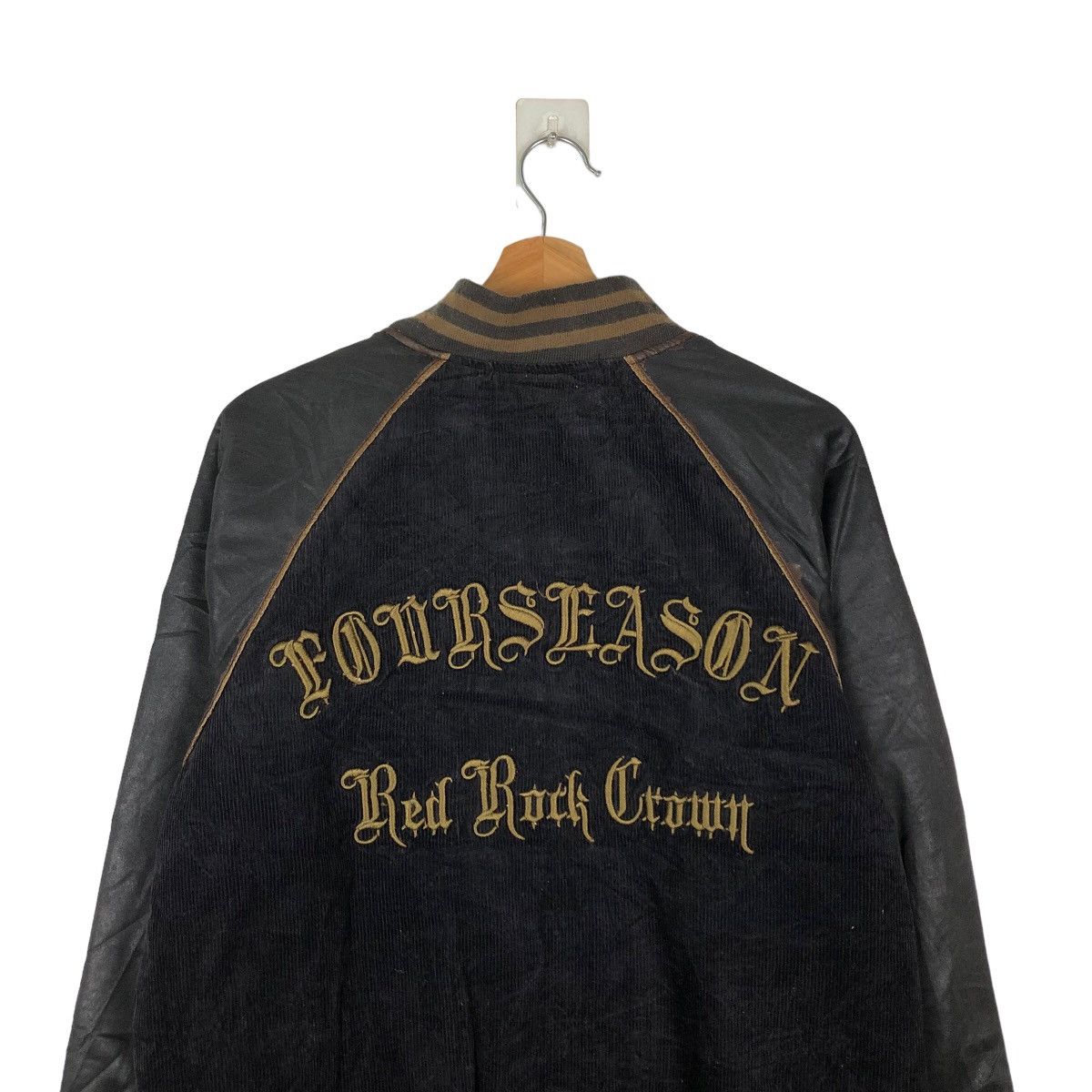 Japanese Brand VINTAGE VARSITY JACKET BIG LOGO SPELL OUT PUNK STREETWEAR Size US M / EU 48-50 / 2 - 8 Thumbnail