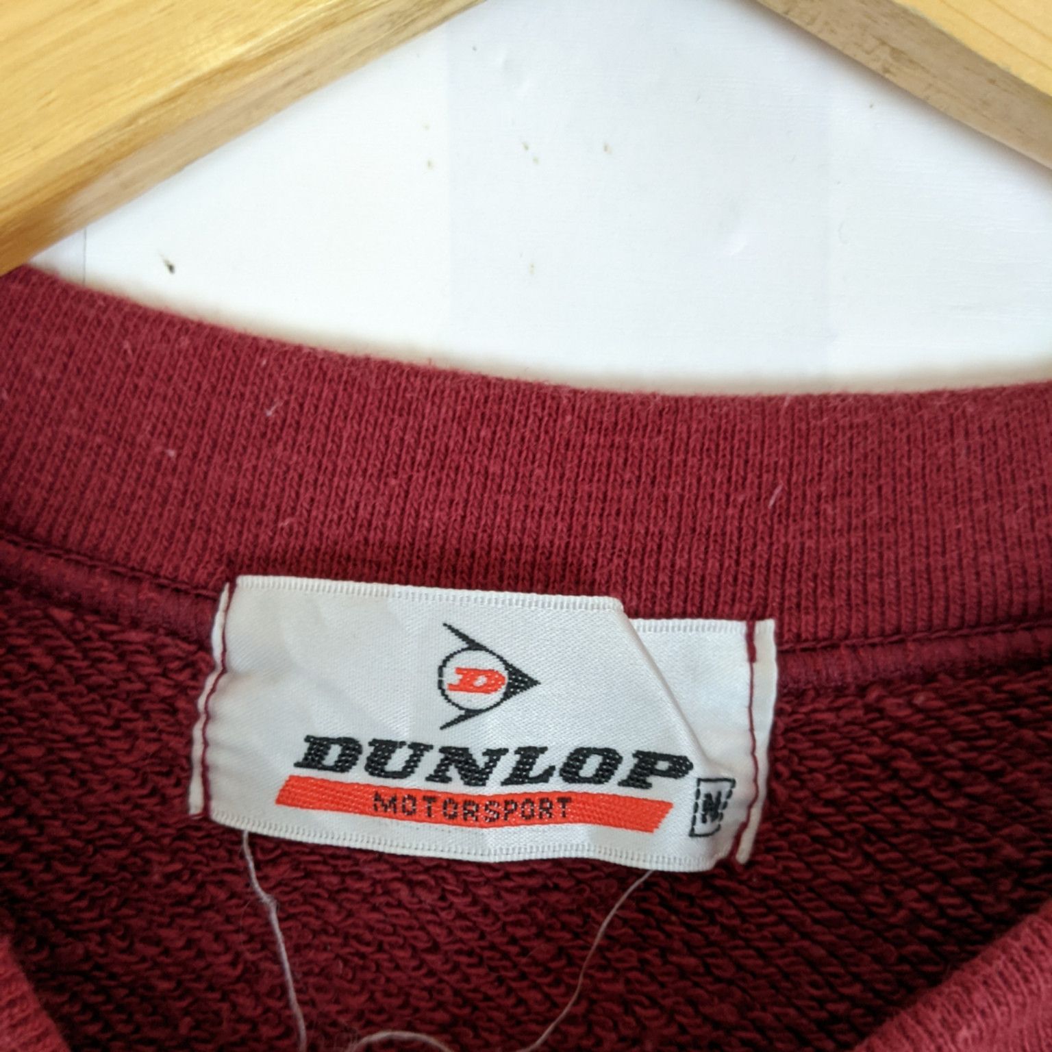 Japanese Brand × Vintage Vintage 90's DUNLOP Red Plain Jumper Sweatshirt Size US S / EU 44-46 / 1 - 7 Thumbnail