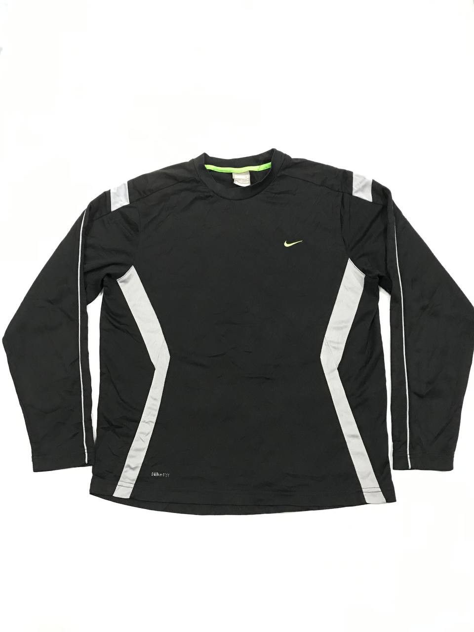 Nike Nike Fit Mini Swoosh Embroidered Long Sleeve Size US L / EU 52-54 / 3 - 1 Thumbnail