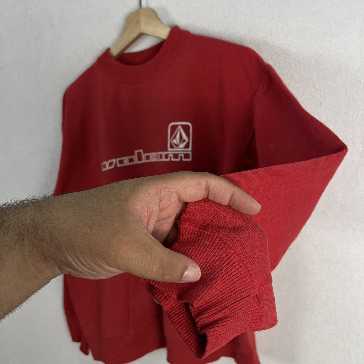 Japanese Brand VINTAGE VOLCOM SWEATSHIRT BIG LOGO Size US M / EU 48-50 / 2 - 5 Thumbnail