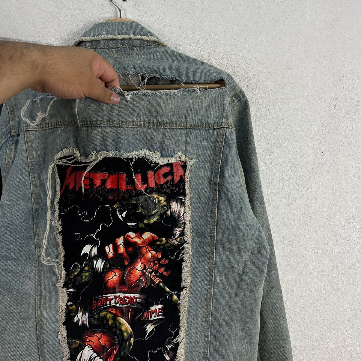Band Tees RARE PUNK DISTRESSED DESIGN DENIM JACKET METALLICA BIG LOGO Size US L / EU 52-54 / 3 - 5 Thumbnail