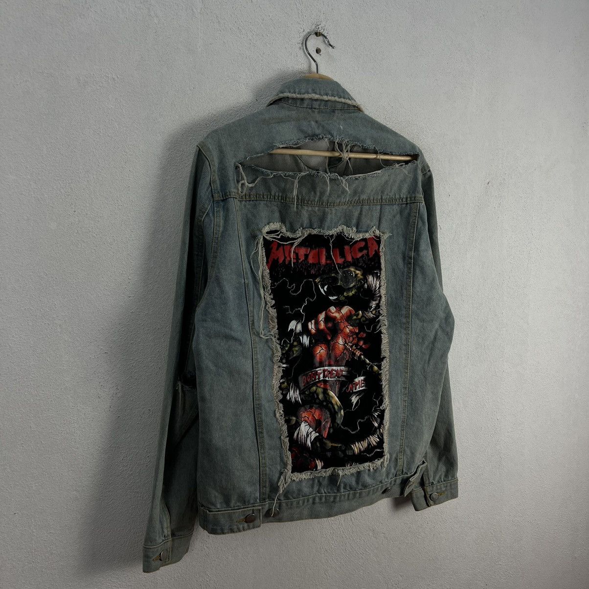 Band Tees RARE PUNK DISTRESSED DESIGN DENIM JACKET METALLICA BIG LOGO Size US L / EU 52-54 / 3 - 2 Thumbnail